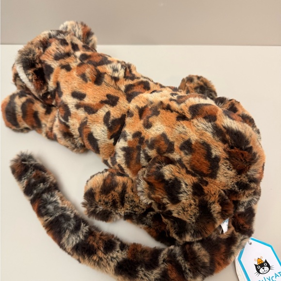 Jellycat Little Livi Leopord - BNWT VHTF Retired Fast Shipping! - Picture 2 of 3
